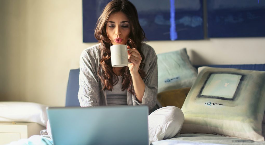 télétravail lit café