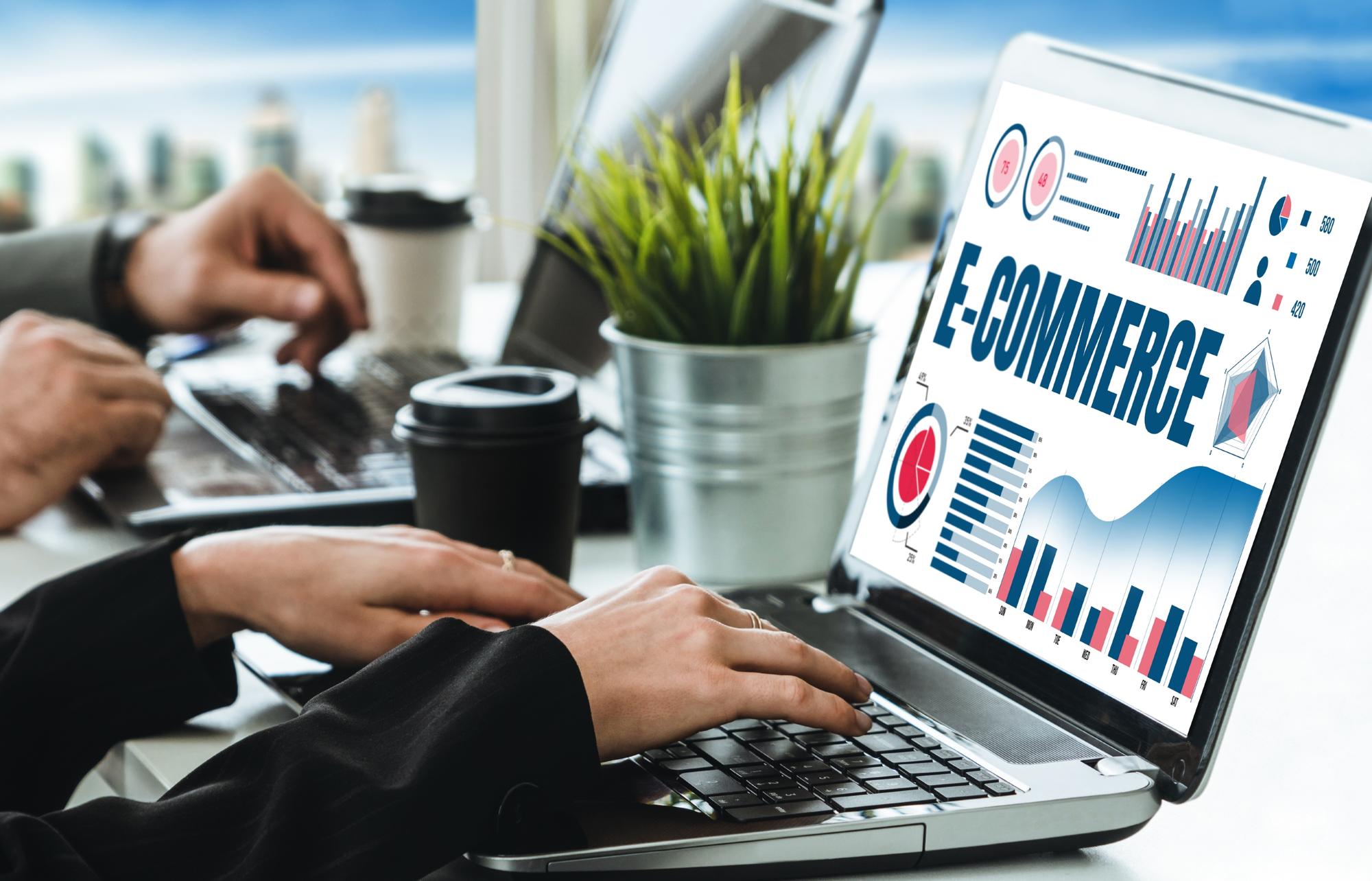 Tableau de bord d’analyse des ventes et des performances marketing